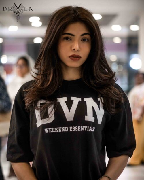 DVN ESSENTIALS OVERSIZED T-SHIRT