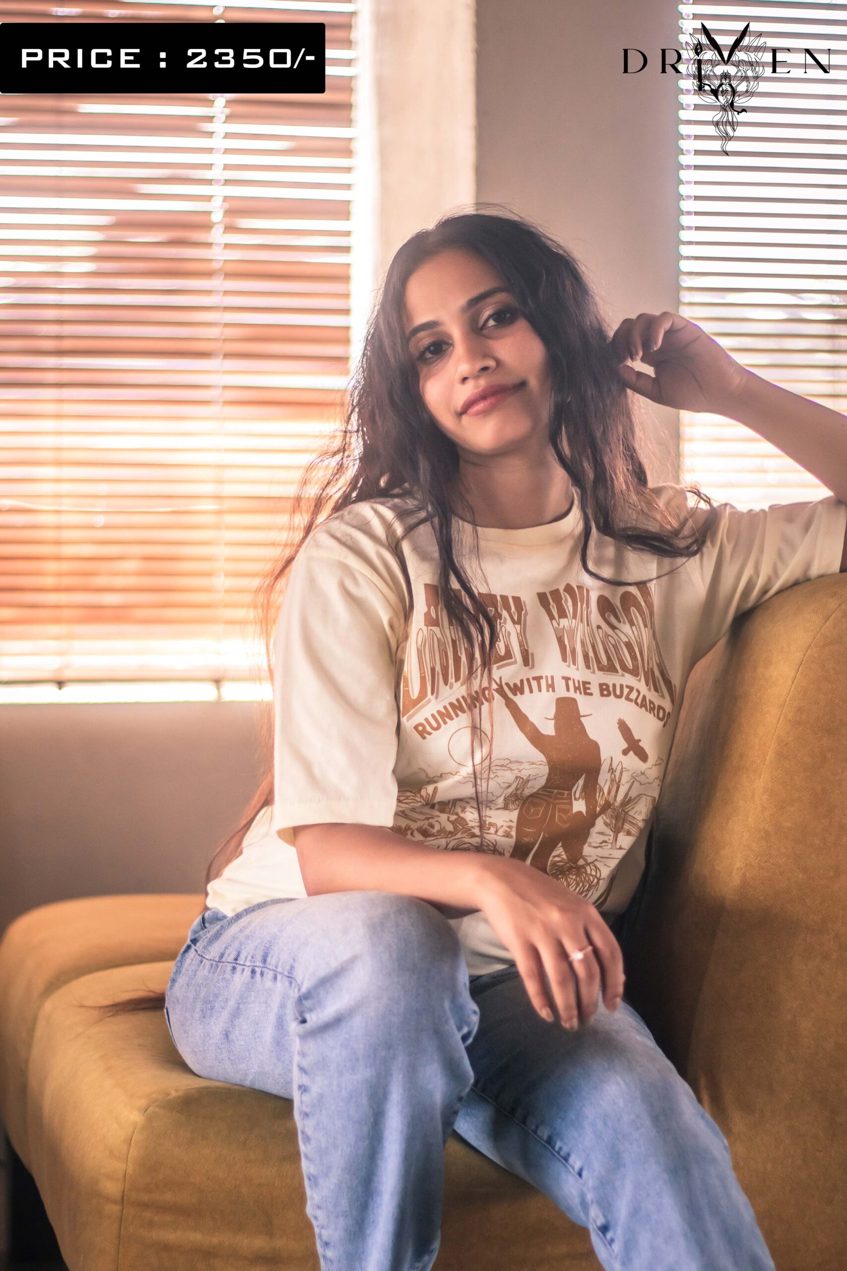 LAINY WILSON OVERSIZED T-SHIRT - Image 4